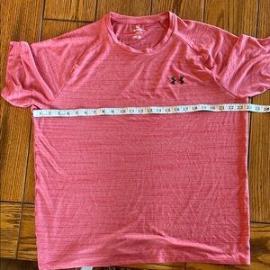 Under Armour Men's salmon Shirt